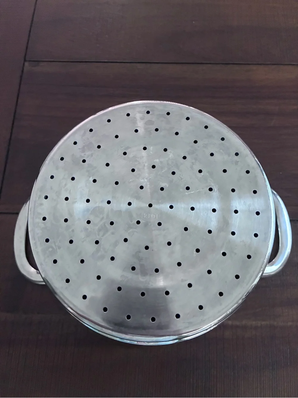 Cuisinart Stainless Steel Steamer Insert 7116-18S EUC.  Condition is Pre Owned.